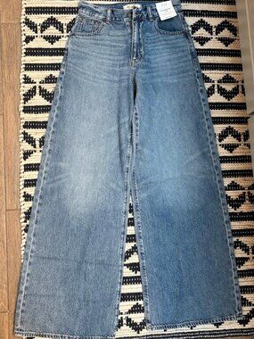 Madewell Superwide Jean in Airy Denim